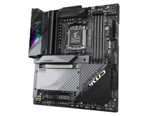 Gigabyte X670E AORUS MASTER